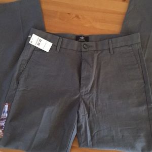 Dockers Signature Khakis Slim Fit Size 33/32